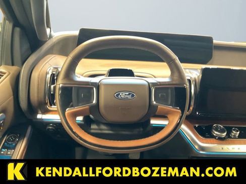 Used 2025 Ford Expedition King Ranch image 12