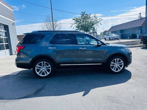 Used 2017 Ford Explorer Limited AWD/4WD image 8