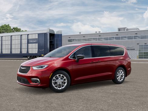 New 2026 Chrysler Pacifica Select w/ S Appearance Package image 3