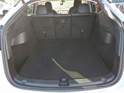 Used 2021 Tesla Model Y Long Range image 29