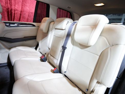 Used 2019 Mercedes-Benz GLS 450 4MATIC image 15