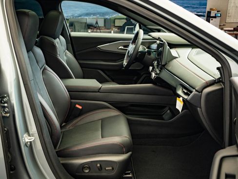 Certified 2024 Acura ZDX A-Spec image 22