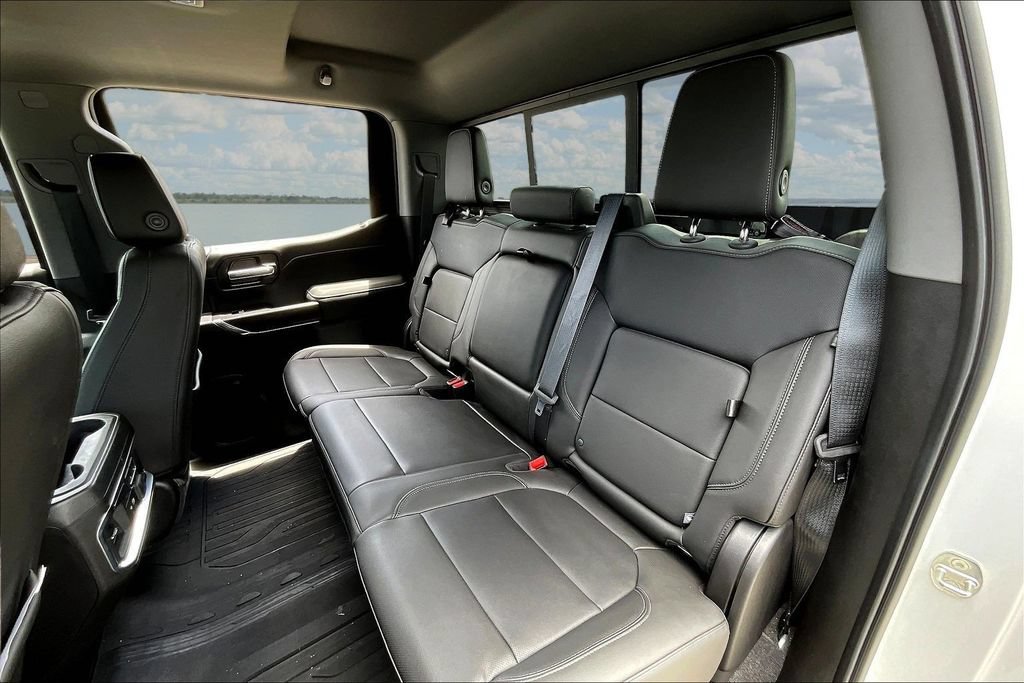 Used 2020 GMC Sierra 1500 SLT w/ SLT Premium Plus Package AWD/4WD image 22