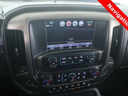 Used 2018 GMC Sierra 2500 Denali w/ Duramax Plus Package AWD/4WD image 5