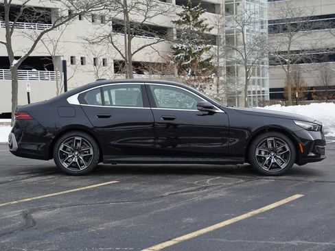 New 2026 BMW 530i xDrive image 3