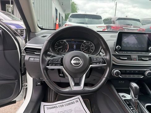 Used 2023 Nissan Altima 2.5 SR FWD image 21