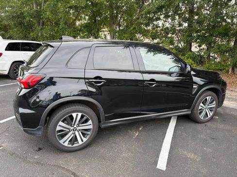 Used 2024 Mitsubishi Outlander Sport ES AWD/4WD image 3