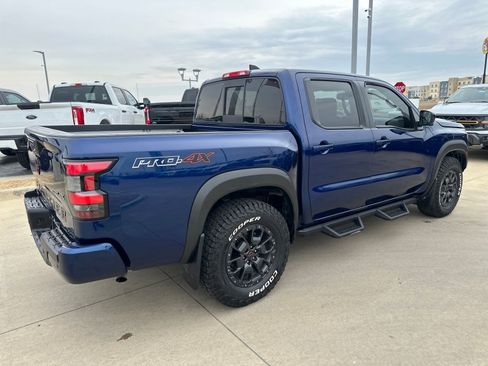 Used 2022 Nissan Frontier PRO-4X w/ Pro-4X Premium Package image 5