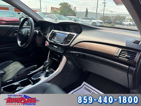 Used 2017 Honda Accord EX-L image 47
