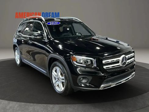 Used 2021 Mercedes-Benz GLB 250 4MATIC image 7