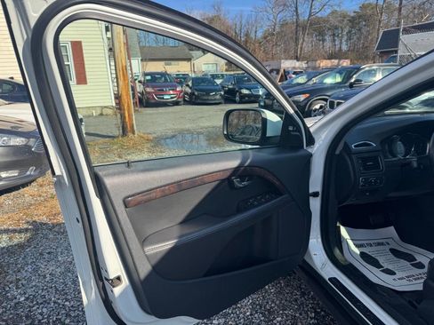 Used 2015 Volvo XC70 T6 image 27