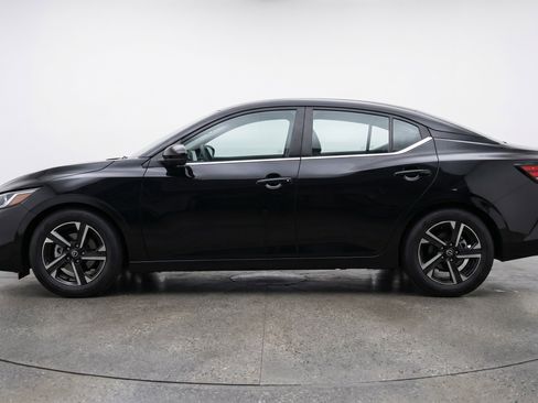 Used 2025 Nissan Sentra SV FWD image 5