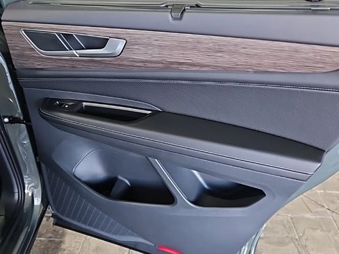 New 2026 Volkswagen Atlas SEL image 15