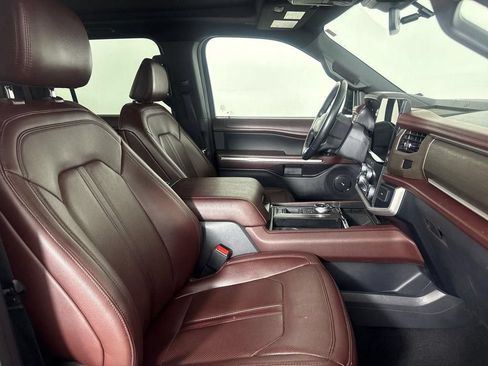 Used 2024 Ford Expedition Max Limited RWD image 9