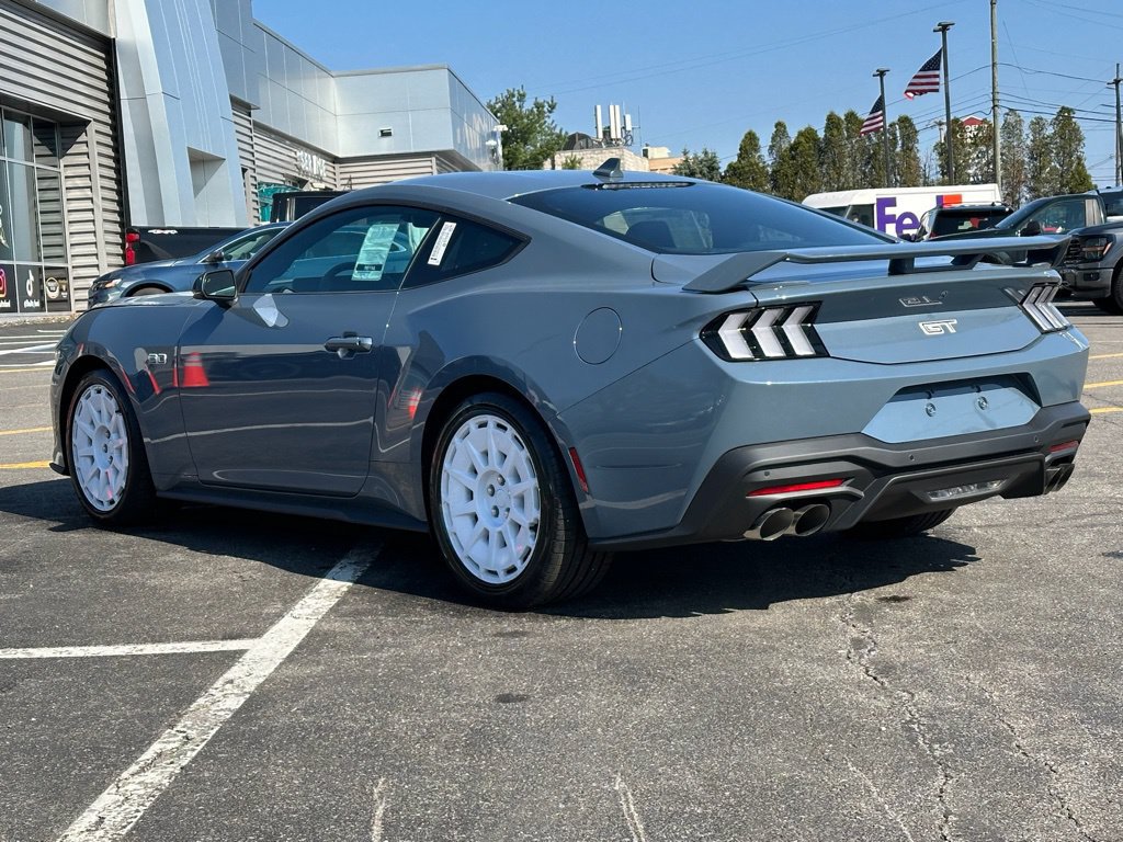 New 2026 Ford Mustang GT Premium w/ GT Performance Package RWD image 31