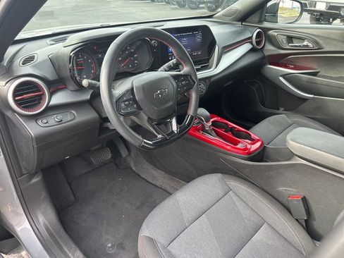 Used 2024 Chevrolet Trax RS w/ Driver Confidence Package image 19