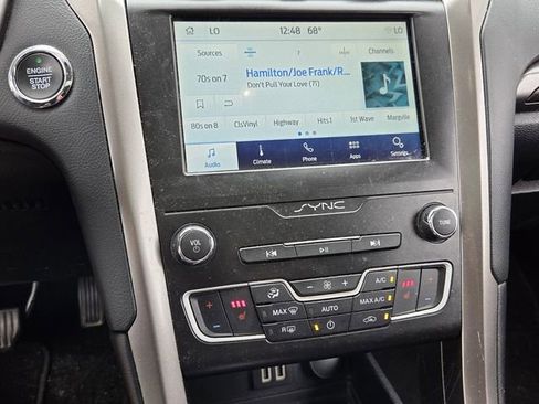 Certified 2019 Ford Fusion SEL FWD image 18