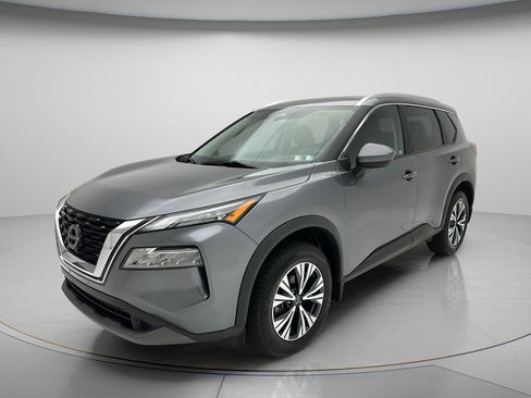 Used 2023 Nissan Rogue SV w/ SV Premium B Package AWD/4WD image 3
