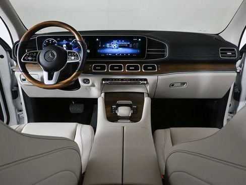 Certified 2022 Mercedes-Benz GLS 450 4MATIC image 17