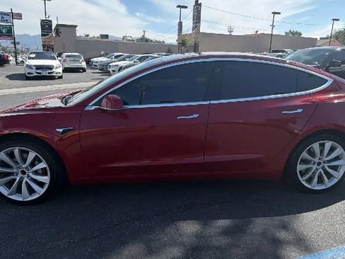 Used 2018 Tesla Model 3 Long Range RWD image 4