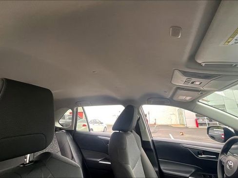 Used 2024 Toyota RAV4 XLE image 22