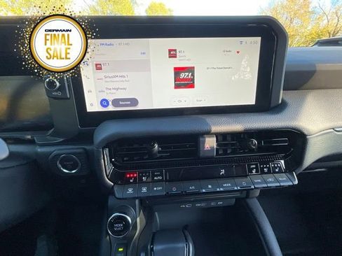 Used 2024 Toyota Land Cruiser image 16