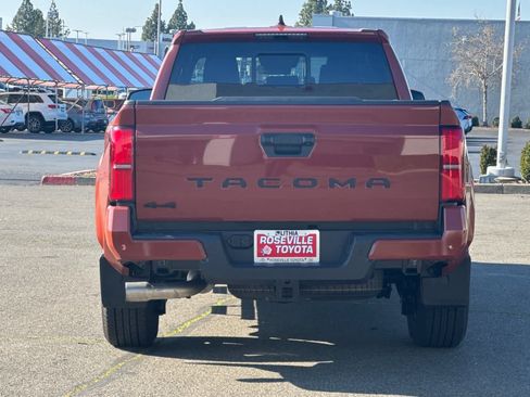Certified 2025 Toyota Tacoma TRD Sport w/ TRD Sport Upgrade Package image 8
