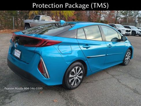Used 2022 Toyota Prius Prime LE image 4