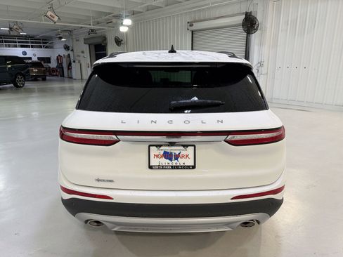 New 2026 Lincoln Corsair Premiere FWD image 26