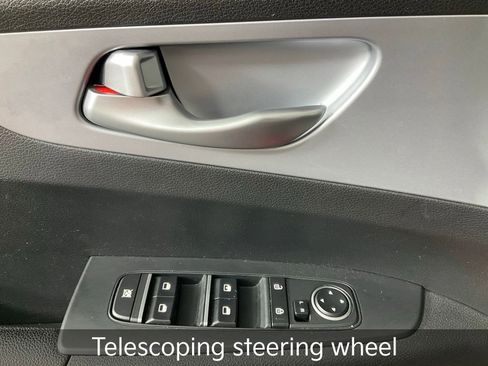 Certified 2023 Kia Forte LXS image 18