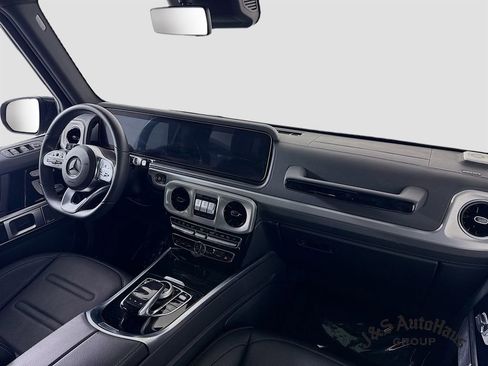 Used 2019 Mercedes-Benz G 550 w/ AMG Line image 31