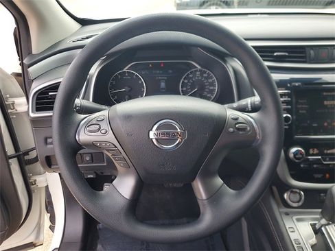 Used 2020 Nissan Murano S w/ Technology Package image 19