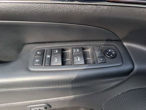 Used 2020 Jeep Grand Cherokee Limited X image 19