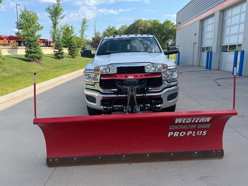 Used 2022 RAM 3500 Tradesman AWD/4WD image 14