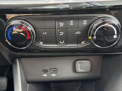 New 2026 Buick Encore GX Sport Touring w/ Comfort Package FWD image 18