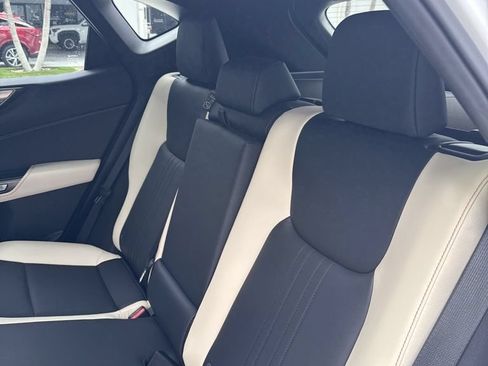 Used 2023 Lexus NX 350 AWD image 7