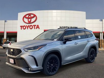 New 2025 Toyota Highlander XSE