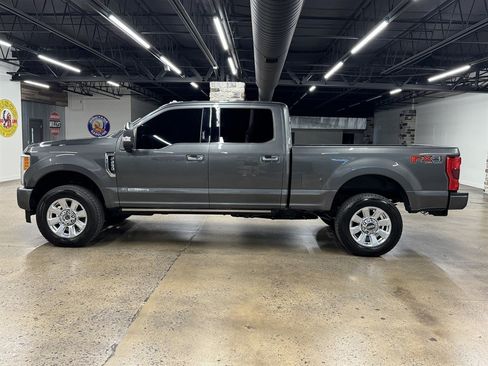 Used 2019 Ford F250 Platinum w/ Platinum Ultimate Package AWD/4WD image 4