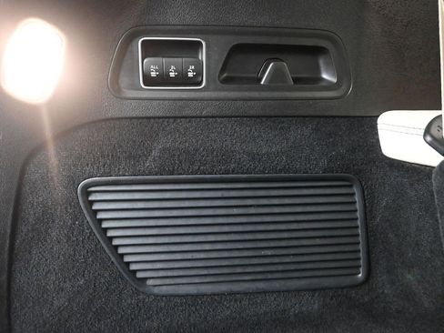 Used 2021 Mercedes-Benz GLS 580 GLS 580 image 26