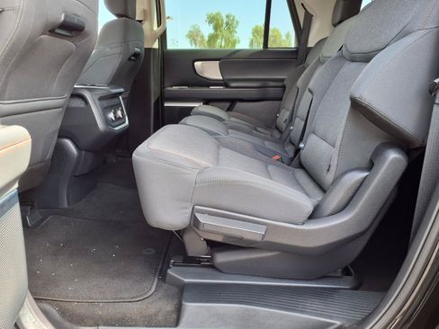 Certified 2025 Ford Expedition Max Active AWD/4WD image 18