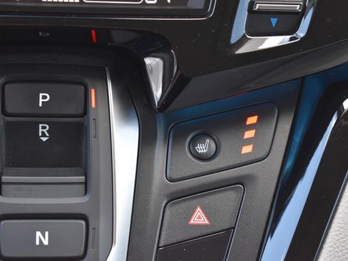 Used 2025 Honda Odyssey Touring image 13