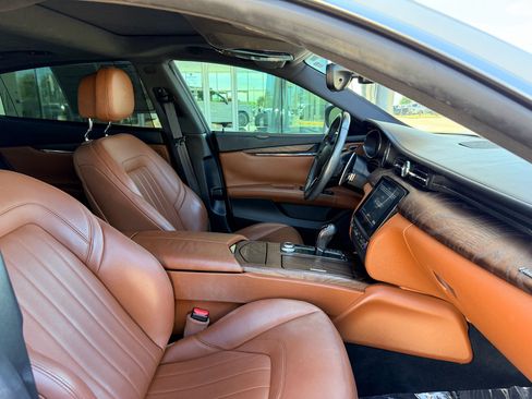 Used 2018 Maserati Quattroporte S Q4 AWD/4WD image 12