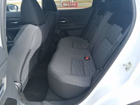 New 2026 Nissan Kicks SV w/ SV Premium Package FWD image 27