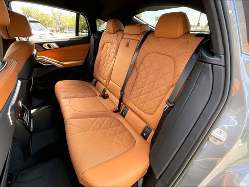 New 2026 BMW X6 xDrive40i AWD/4WD image 23