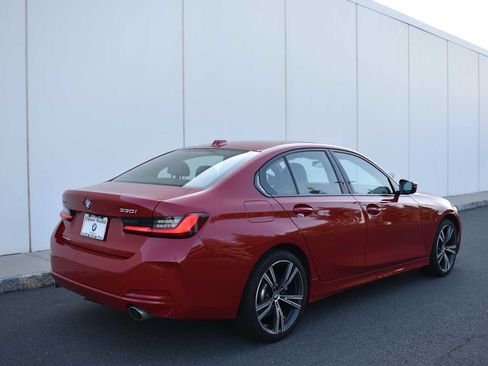 Used 2023 BMW 330i xDrive Sedan w/ Premium Package AWD/4WD image 5