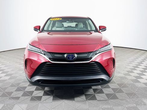 Used 2022 Toyota Venza LE AWD/4WD image 4