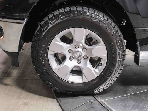 Used 2023 RAM 1500 Big Horn AWD/4WD image 10