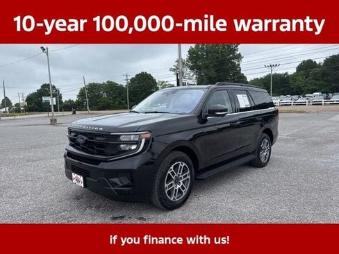 Used 2025 Ford Expedition Active AWD/4WD image 5