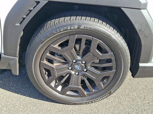 Certified 2026 Subaru Outback Limited XT AWD/4WD image 8