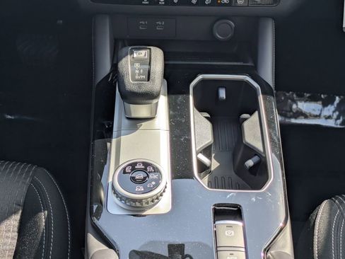 New 2026 Mitsubishi Outlander ES AWD/4WD image 17